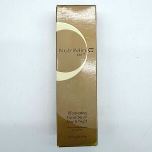 NutriMin C RE9 Reactivating Facial Serum 1oz Arbonne New Open Box